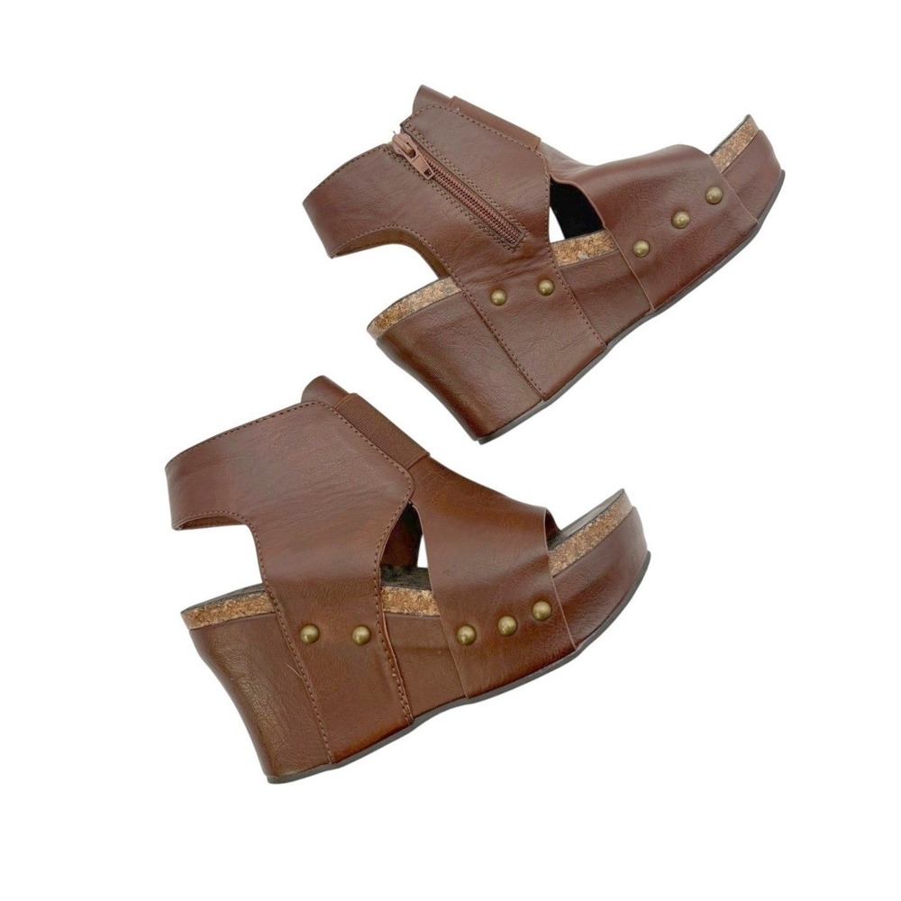 Pierre Dumas Womens 6M Chocolate Brown Faux-Leather Y2K Studded Wedge Sandals